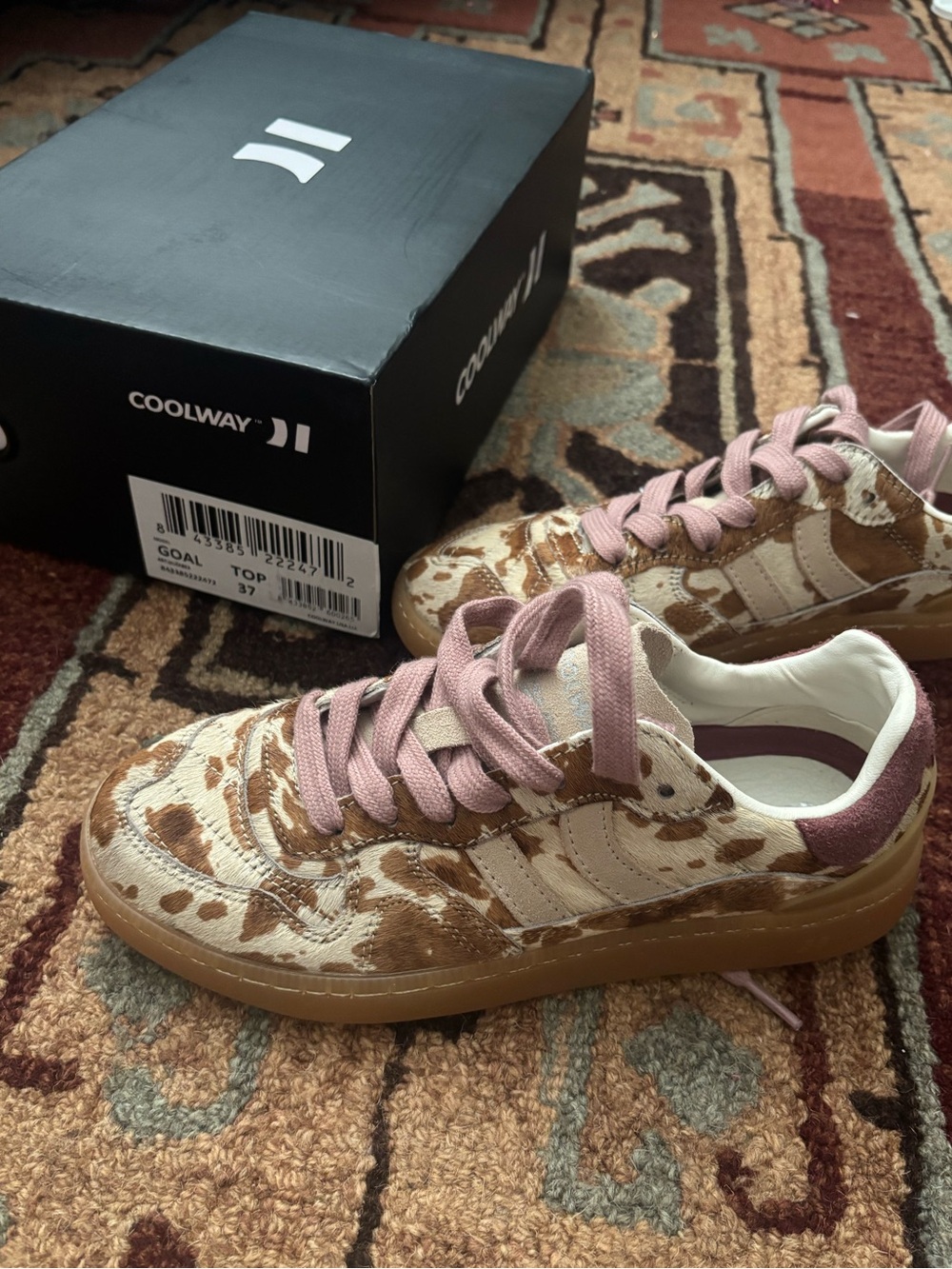 Coolway Women's Goal Animal Print Sneakers - Picture 5 of 6